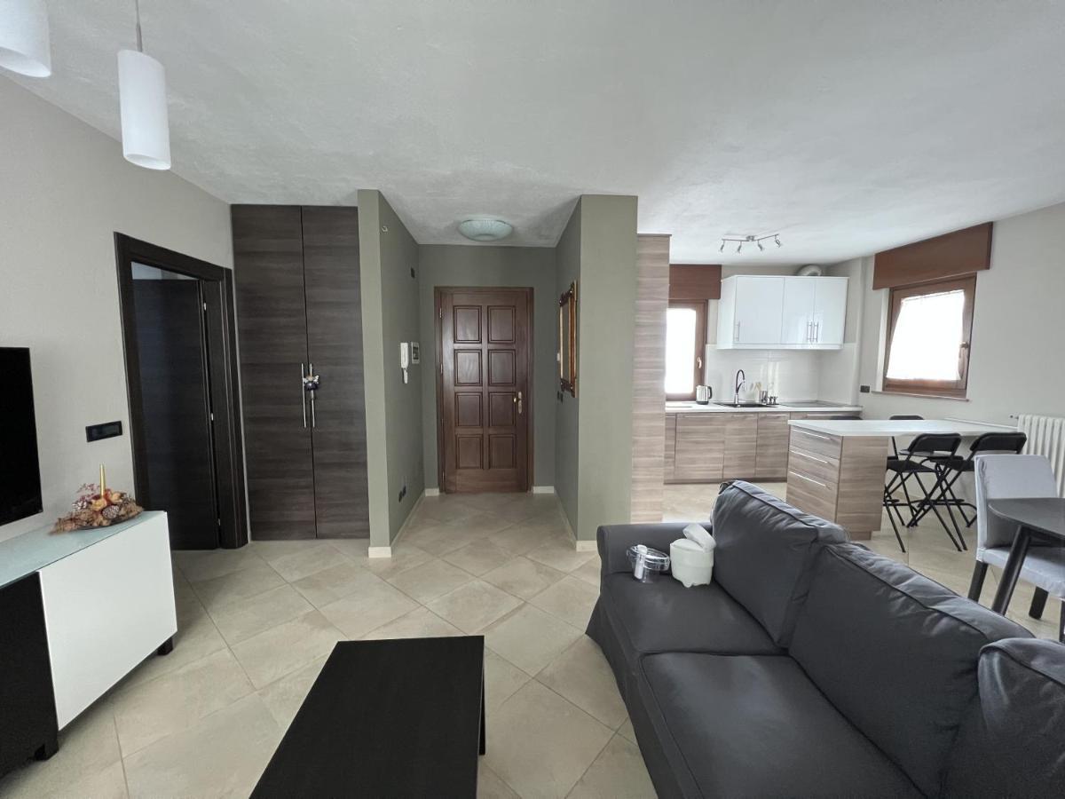 Casa Palmi - Appartamento In Villa Aosta Eksteriør bilde