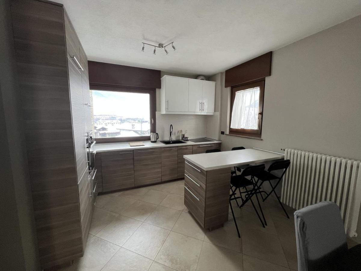 Casa Palmi - Appartamento In Villa Aosta Eksteriør bilde